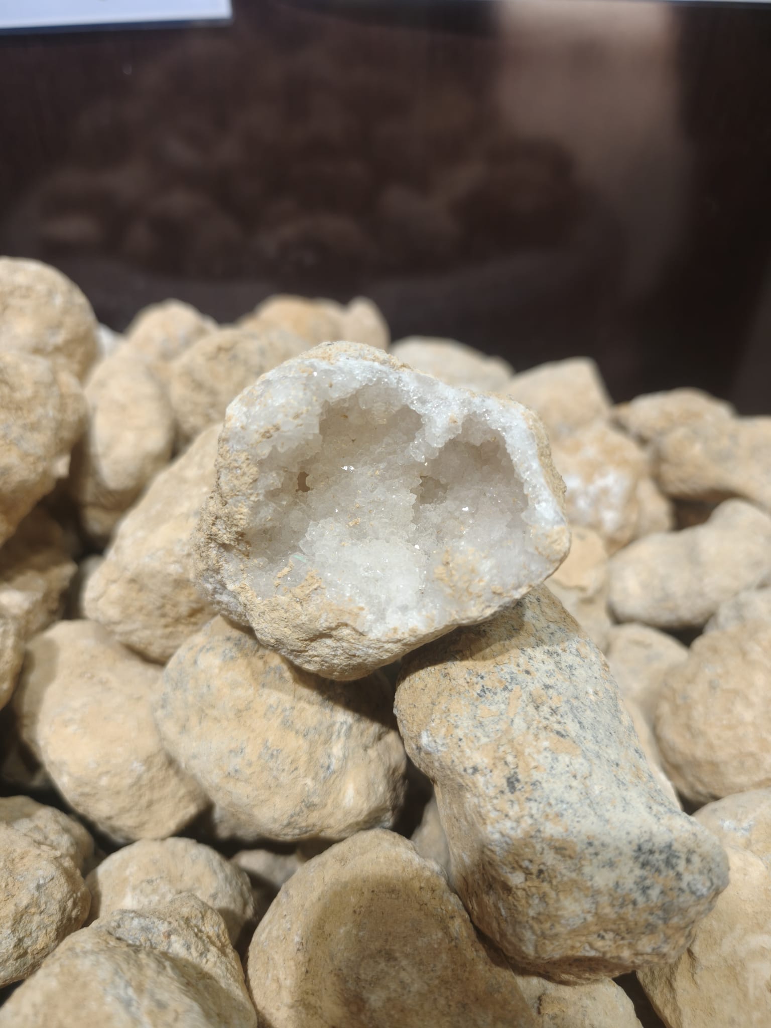 Geode breaking